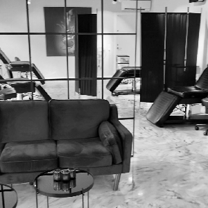 Indretning i piercinghuset